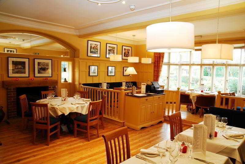 Hurtwood Hotel Peaslake Екстер'єр фото