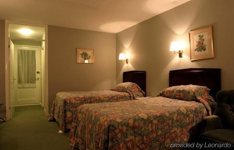 Hurtwood Hotel Peaslake Екстер'єр фото